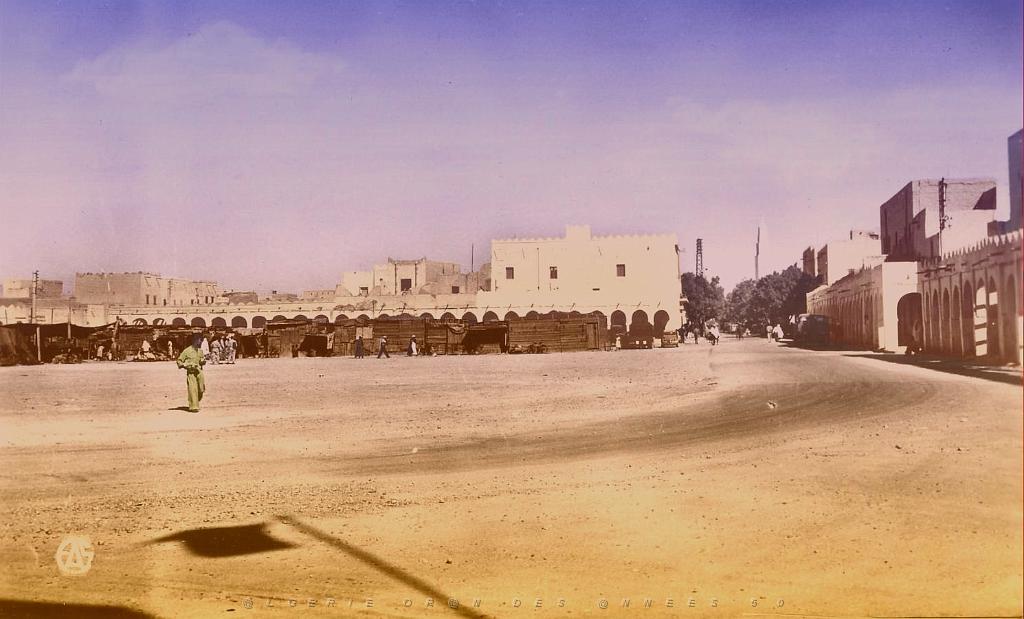 Colomb-bechar 500- Place Lutaud.jpg
